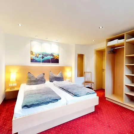 Haus Isabella - * اوتز